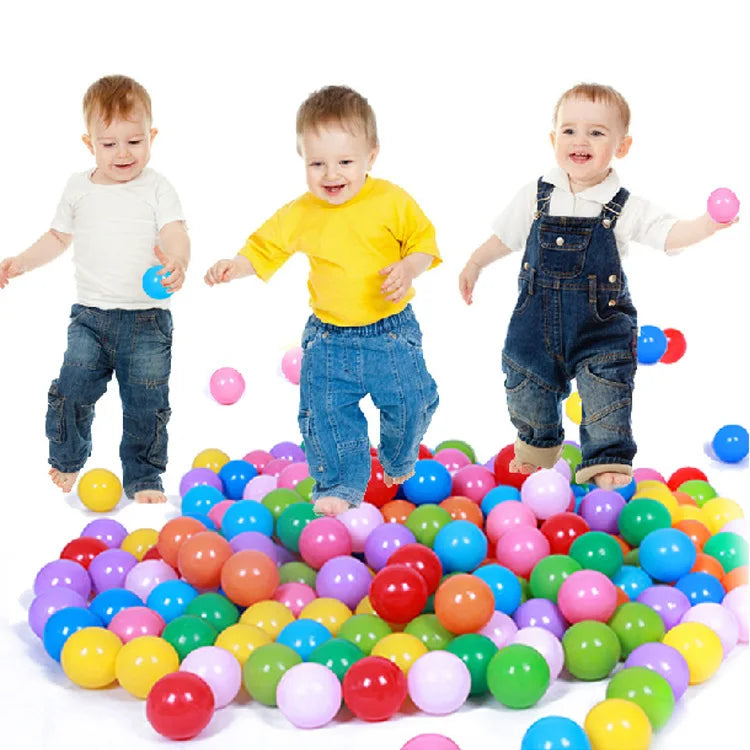 100 Plastic Balls - Nest & Play